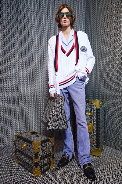 Look 17